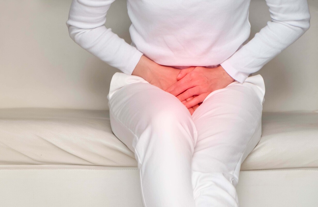 Incontinența urinară – care sunt cauzele, cum poate fi tratată și cum se manifestă